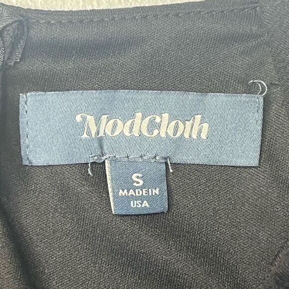 Modcloth Black Date Night Done Right 3/4 Sleeve Fit and Flare Dress Size Small - Picture 9 of 16